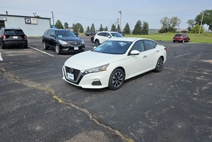 2019 Nissan Altima 2.5 S photo 1