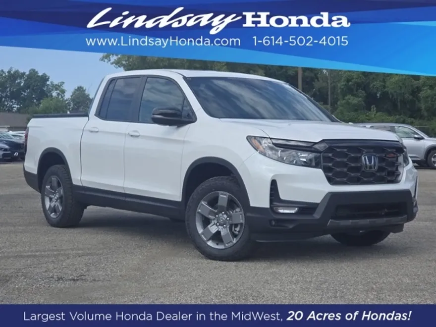 2025 Honda Ridgeline TrailSport photo 1