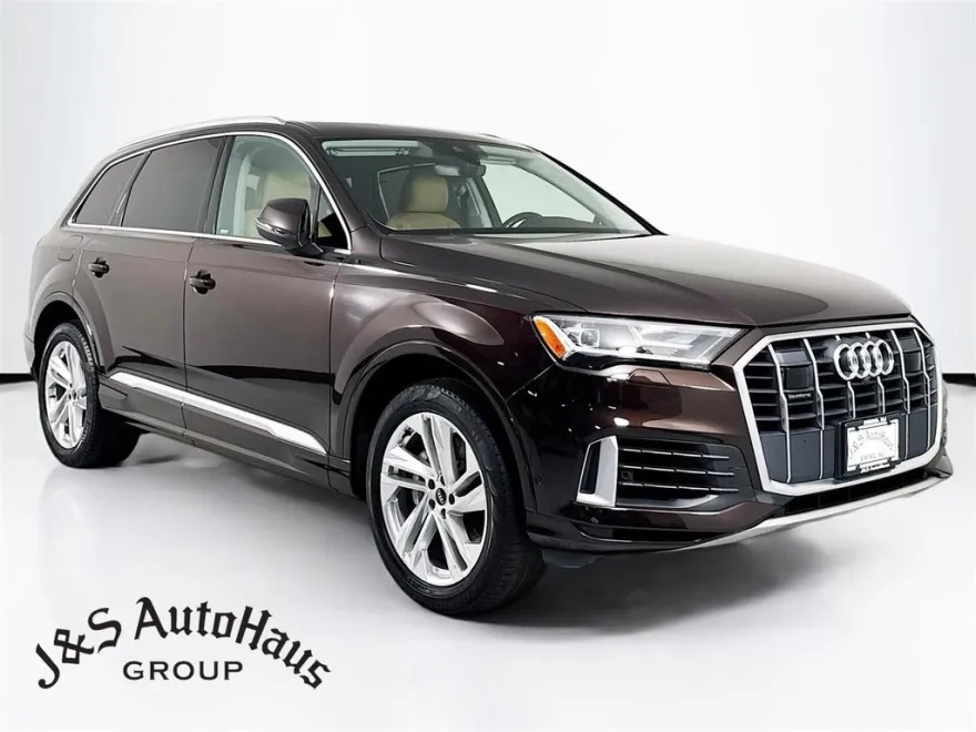2022 Audi Q7 55 Premium Plus photo 1