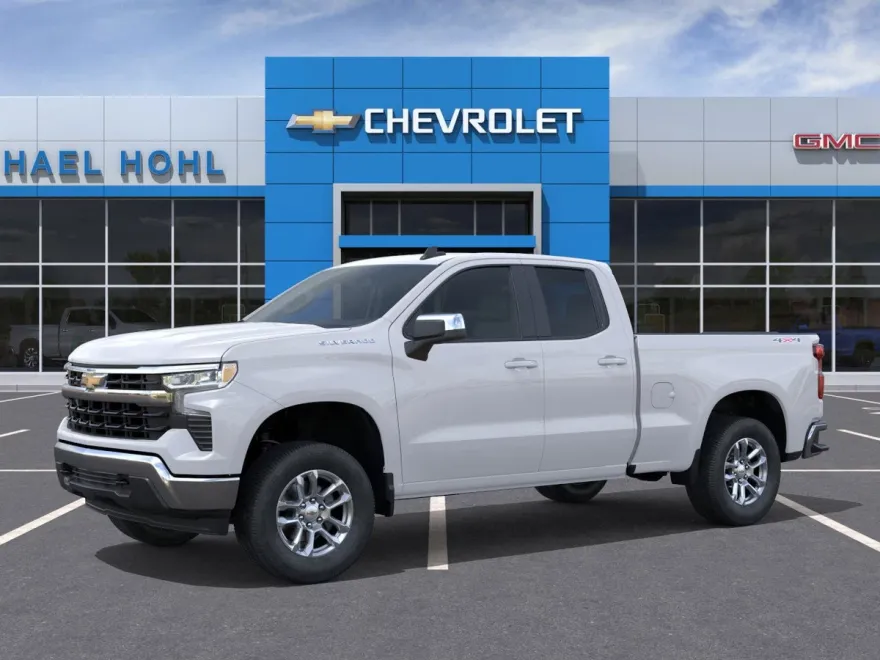 2026 Chevrolet Silverado 1500 LT photo 1