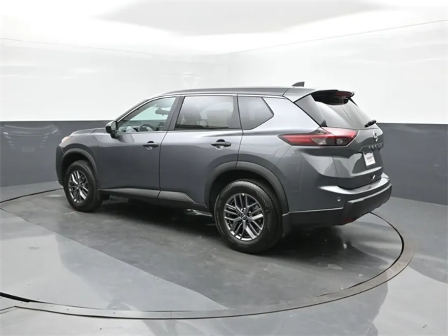 2026 Nissan Rogue S photo 1