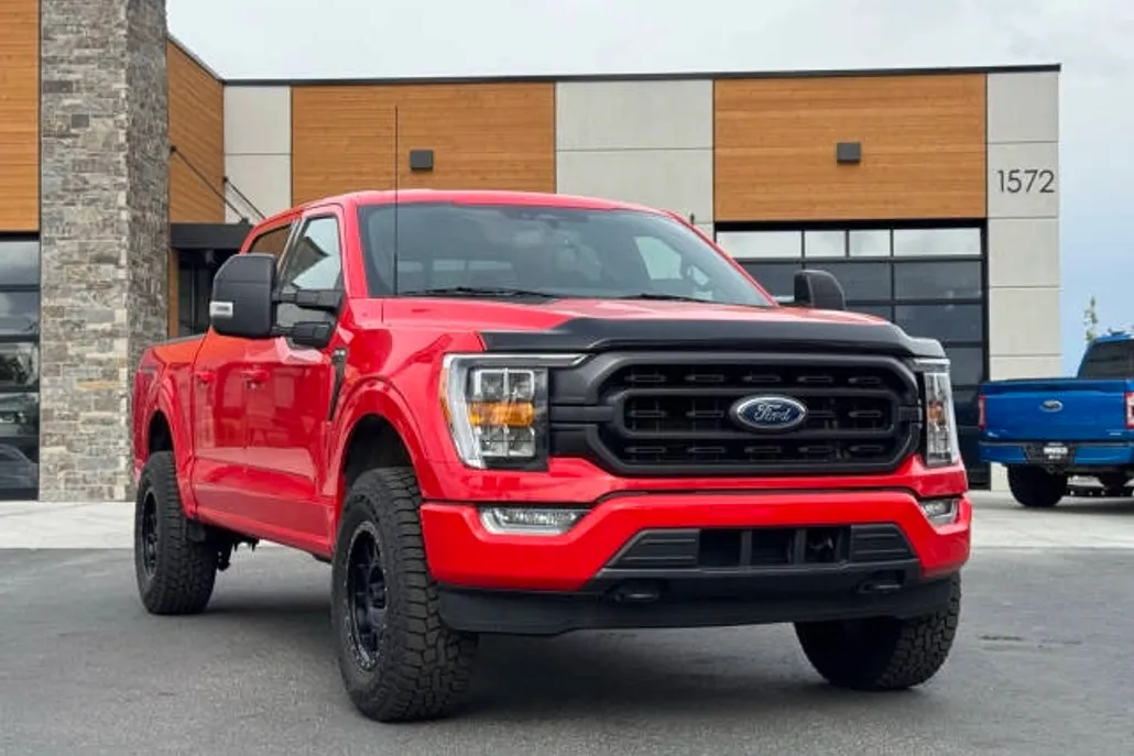 2022 Ford F-150 XLT photo 1