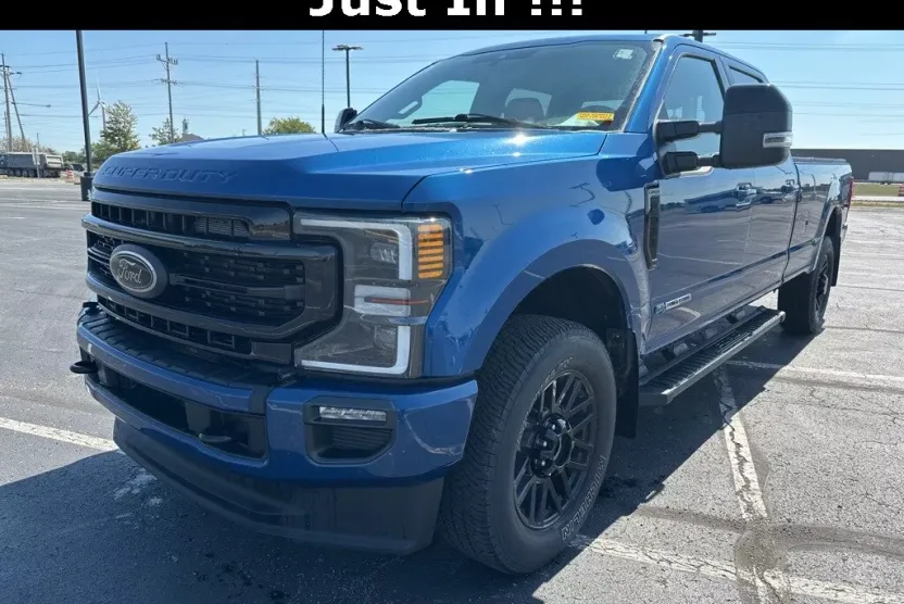 2022 Ford F-350 Lariat photo 1