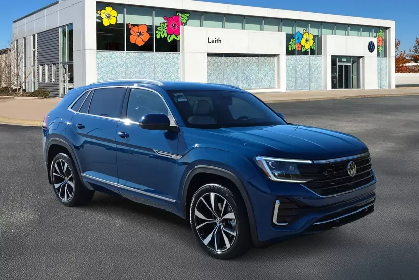 2026 Volkswagen Atlas Cross Sport SEL Premium R-Line photo 1