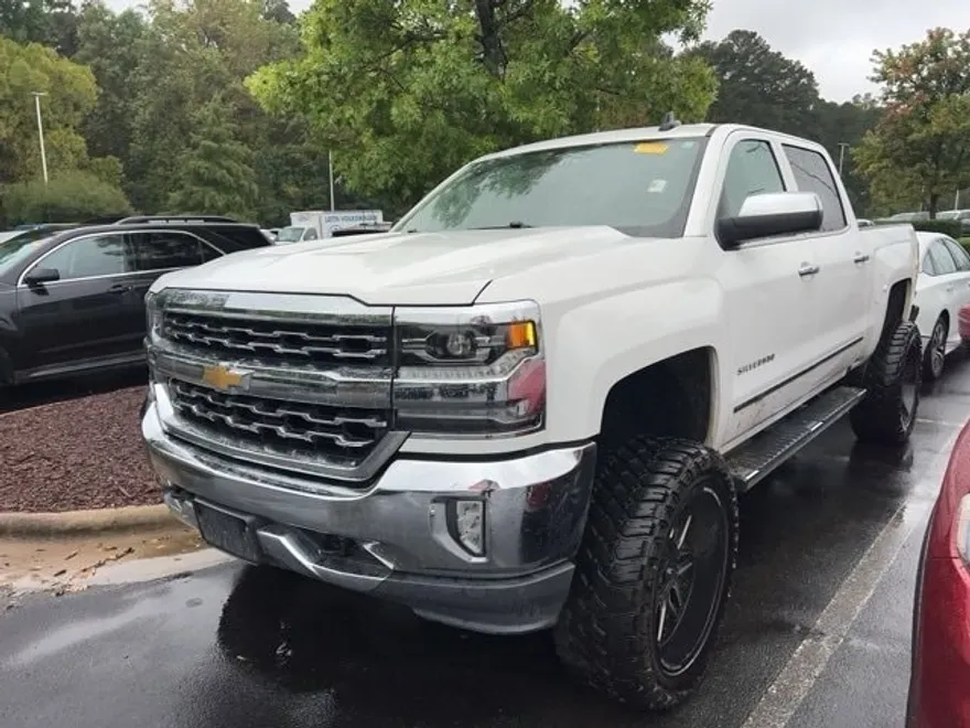 2017 Chevrolet Silverado 1500 LTZ photo 1
