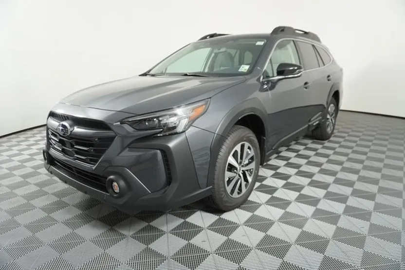 2025 Subaru Outback Premium photo 1
