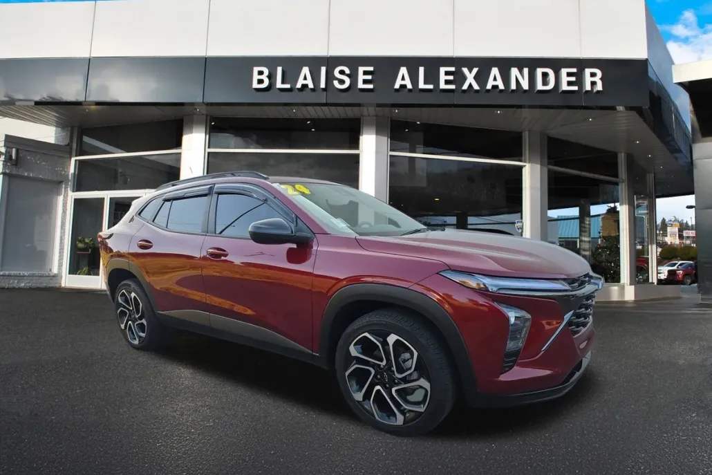 2024 Chevrolet Trax photo 1