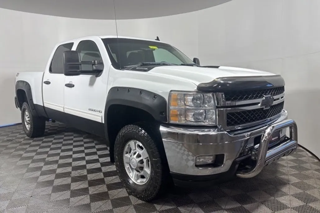 2011 Chevrolet Silverado 2500HD LT photo 1