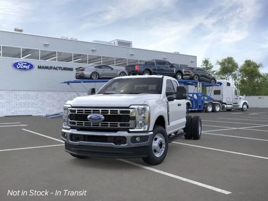 2026 Ford F-350 XL photo 1