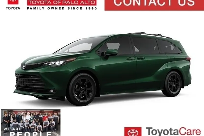 2025 Toyota Sienna Woodland Edition photo 1