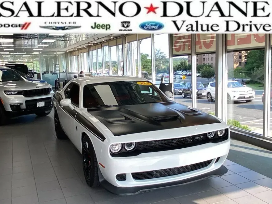 2015 Dodge Challenger SRT8 Hellcat photo 1