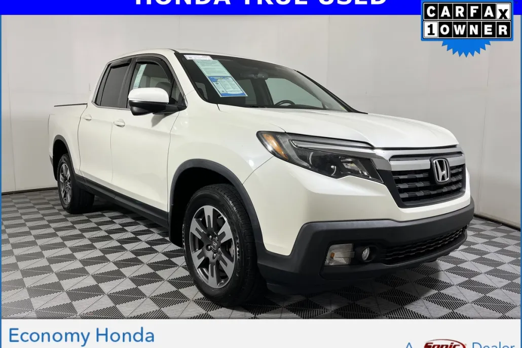 2019 Honda Ridgeline RTL-T photo 1