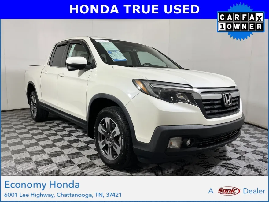 2019 Honda Ridgeline RTL-T photo 1