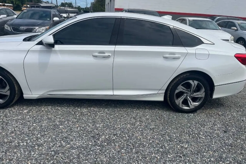 2018 Honda Accord EX-L photo 1