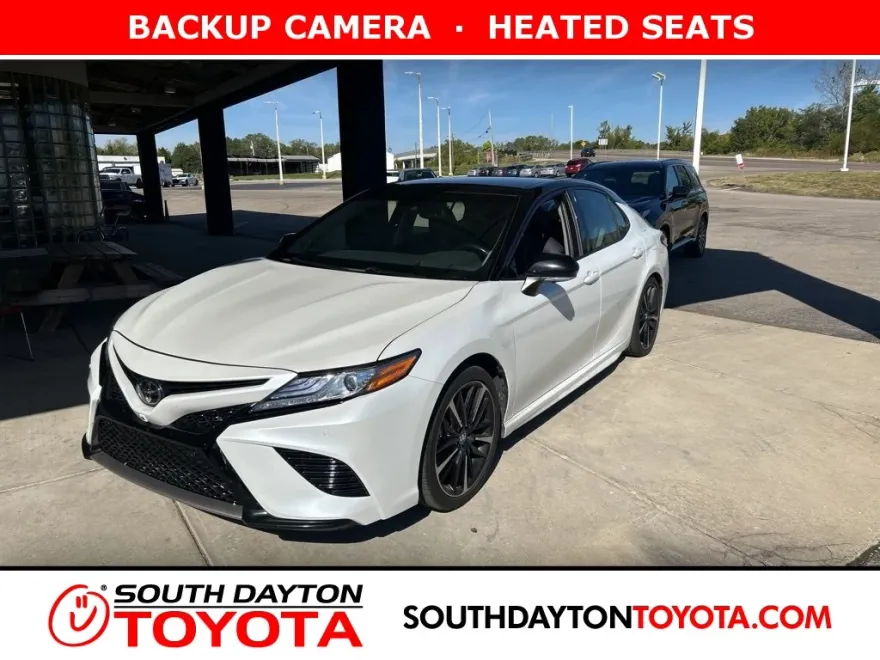 2018 Toyota Camry XSE V6 photo 1