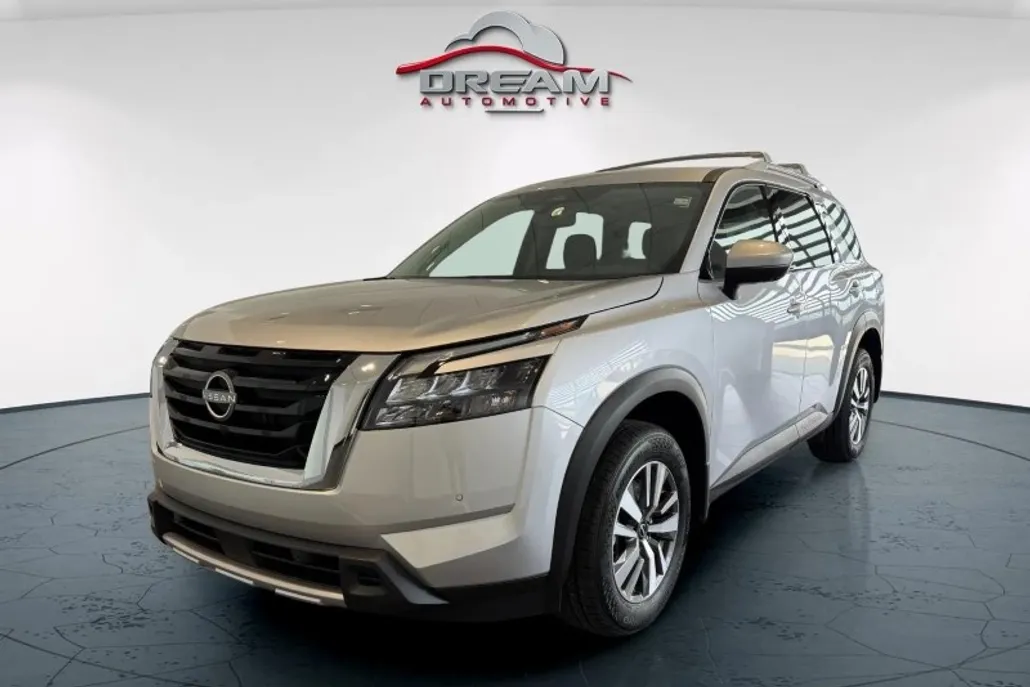 2025 Nissan Pathfinder SL photo 1