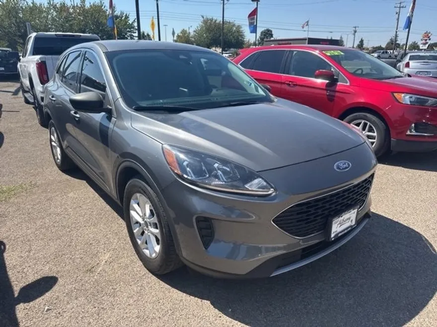 2022 Ford Escape SE photo 1