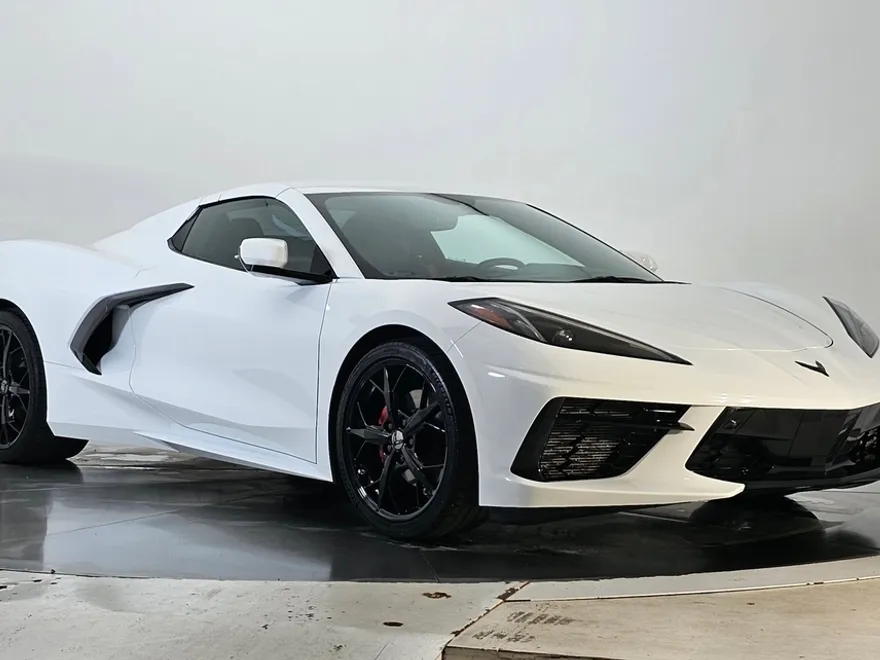 2021 Chevrolet Corvette Stingray 3LT Convertible photo 1