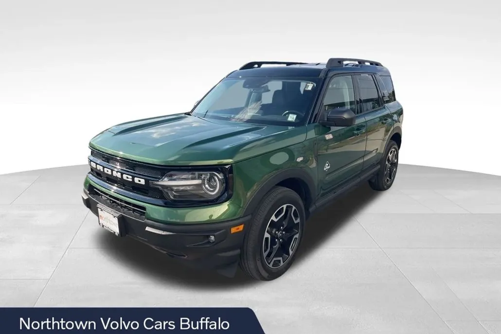 2023 Ford Bronco Sport Outer Banks photo 1