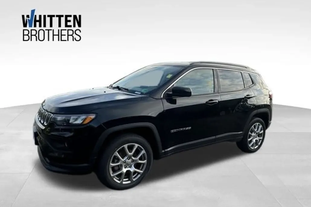 2022 Jeep Compass Latitude Lux photo 1