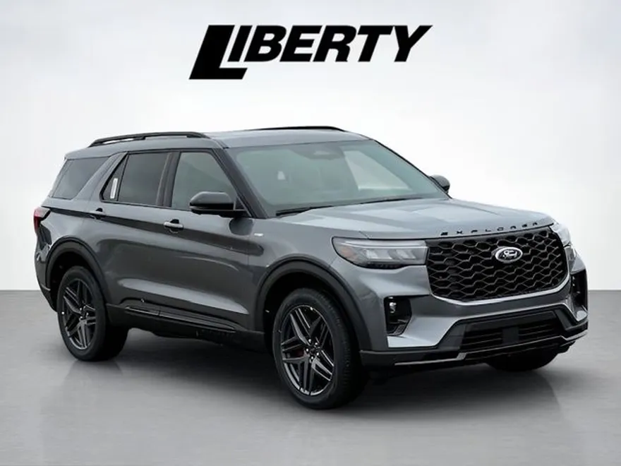 2025 Ford Explorer ST-Line photo 1