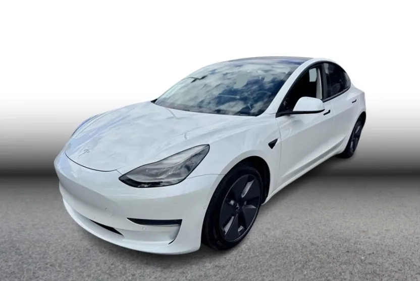 2021 Tesla Model 3 Long Range photo 1