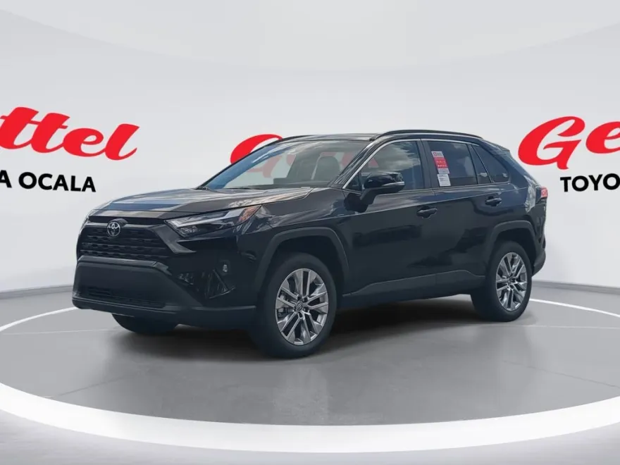 2025 Toyota RAV4 XLE Premium photo 1