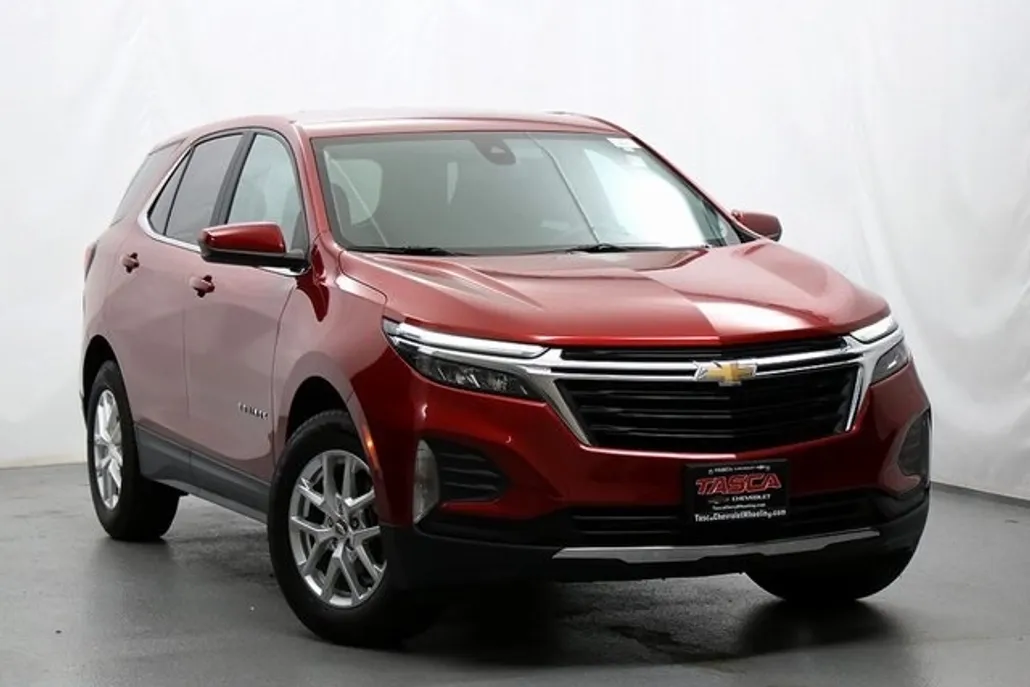 2022 Chevrolet Equinox LT photo 1