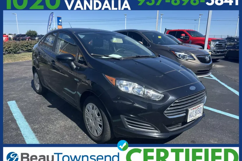 2019 Ford Fiesta S photo 1