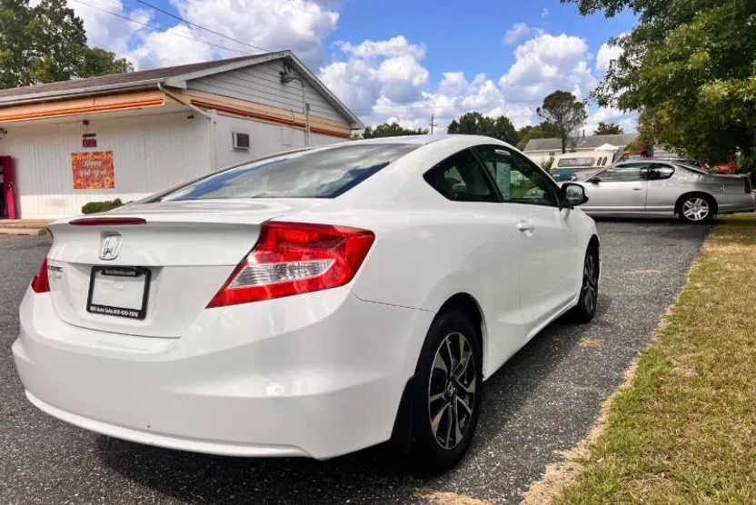 2013 Honda Civic EX photo 1