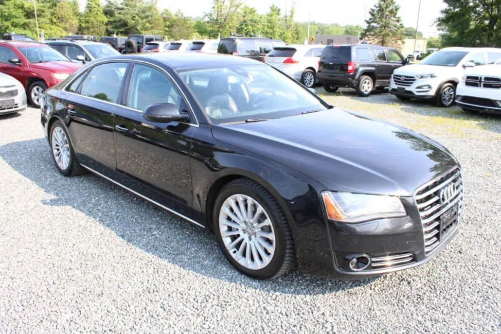 2014 Audi A8 L 4.0T Quattro photo 1