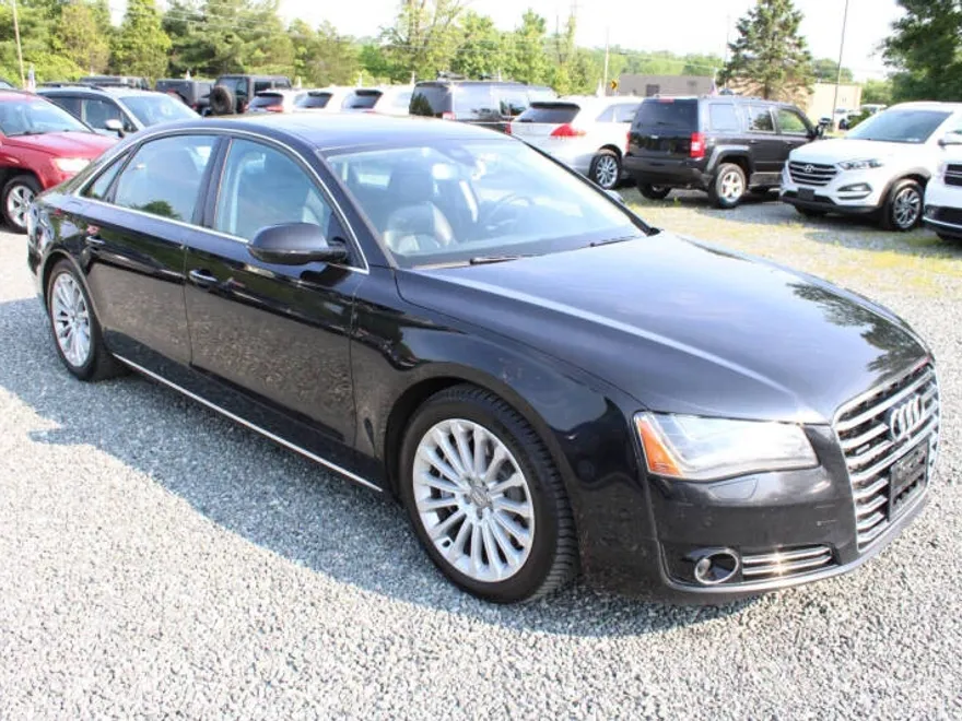 2014 Audi A8 L 4.0T Quattro photo 1