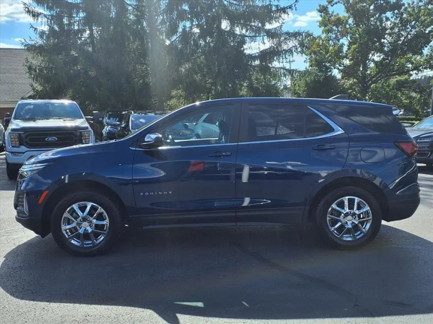 2023 Chevrolet Equinox photo 1