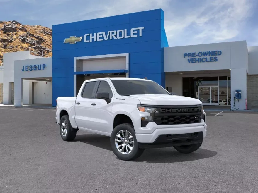 2025 Chevrolet Silverado 1500 Custom photo 1