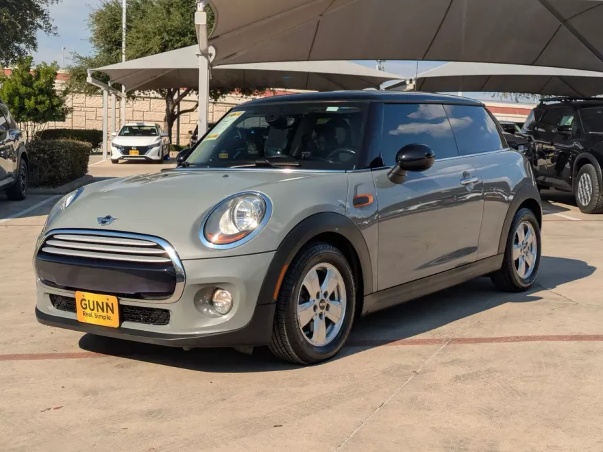2015 Mini Cooper 2 Door Hardtop photo 1