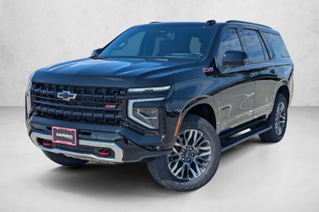 2025 Chevrolet Tahoe Z71 photo 1