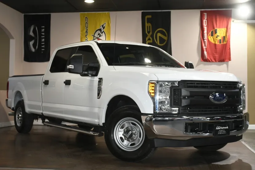 2017 Ford F-250 XL photo 1