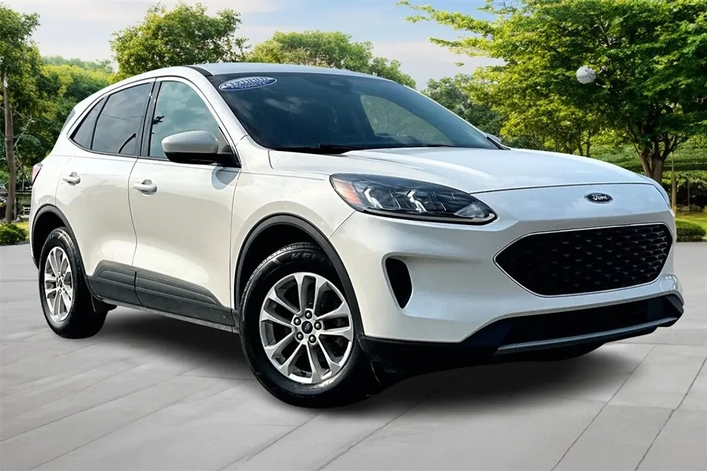 2020 Ford Escape SE photo 1