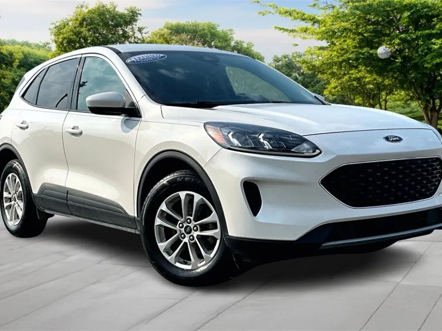 2020 Ford Escape SE photo 1