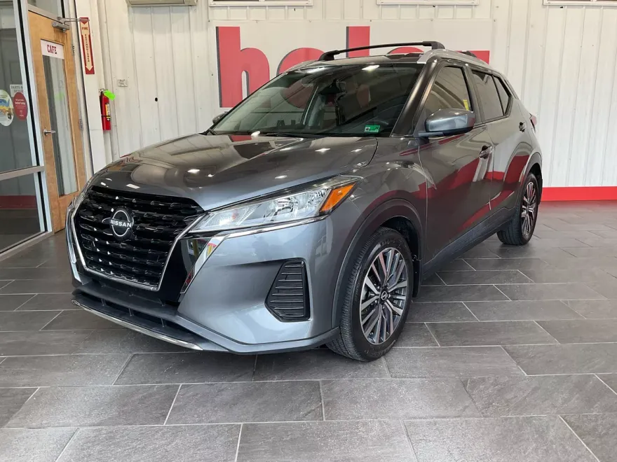 2023 Nissan Kicks SV photo 1
