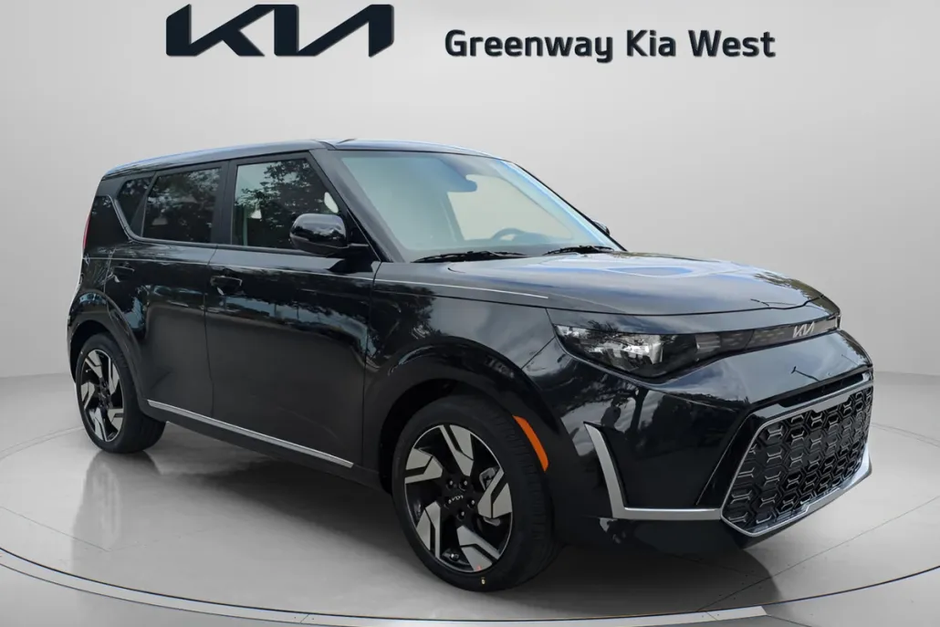 2025 Kia Soul GT-Line photo 1