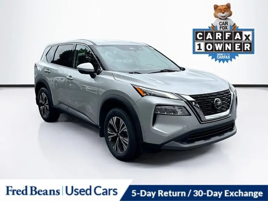 2021 Nissan Rogue SV photo 1