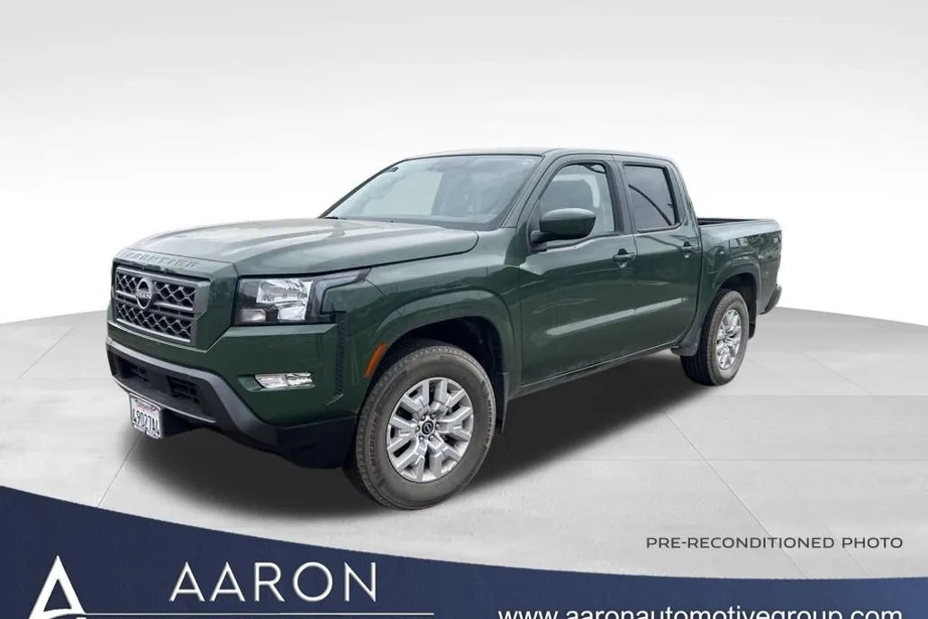 2024 Nissan Frontier SV photo 1