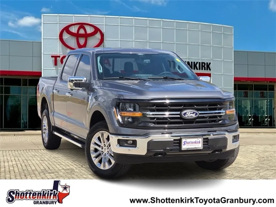 2024 Ford F-150 XLT photo 1