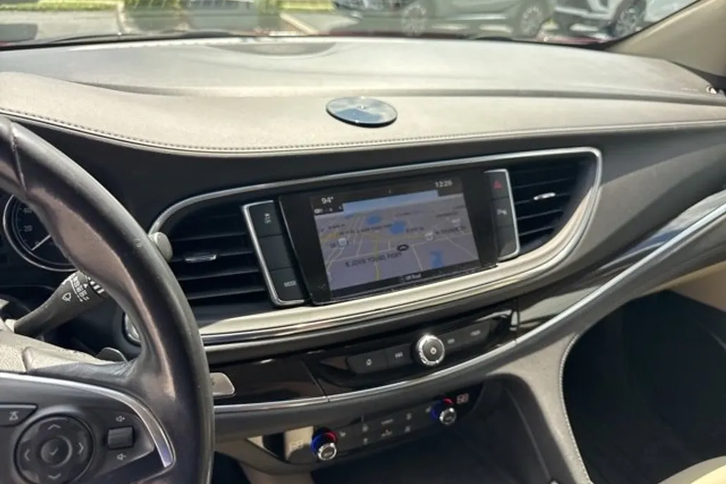 2019 Buick Enclave Essence photo 1