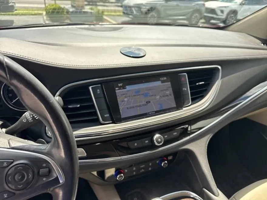 2019 Buick Enclave Essence photo 1