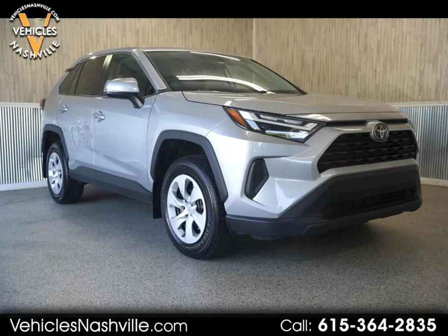 2024 Toyota RAV4 LE photo 1