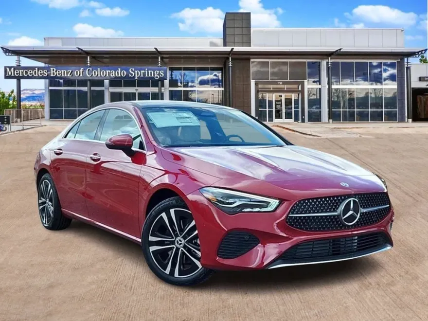 2025 Mercedes Benz CLA 250 4MATIC photo 1