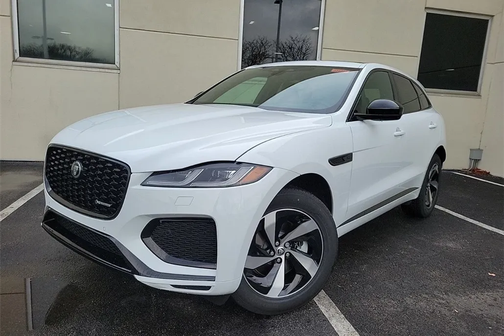 2024 Jaguar F-PACE P250 R-Dynamic S photo 1