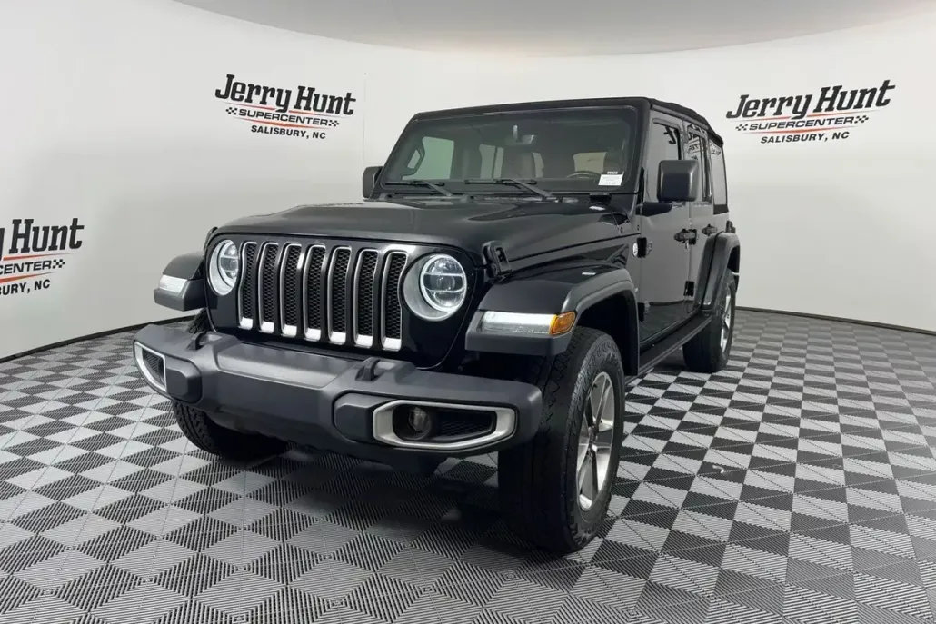 2020 Jeep Wrangler Unlimited Sahara photo 1